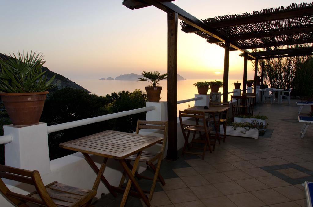Sunset Village Πόντσα Δωμάτιο φωτογραφία